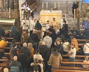 Image - communion.jpg