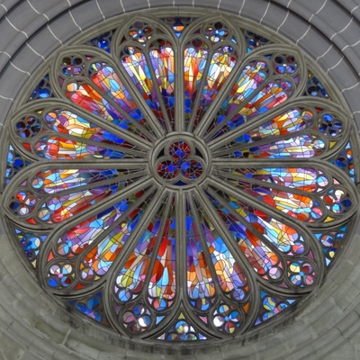 Image - cathedrale_vitraux_manessier_rosace.jpg